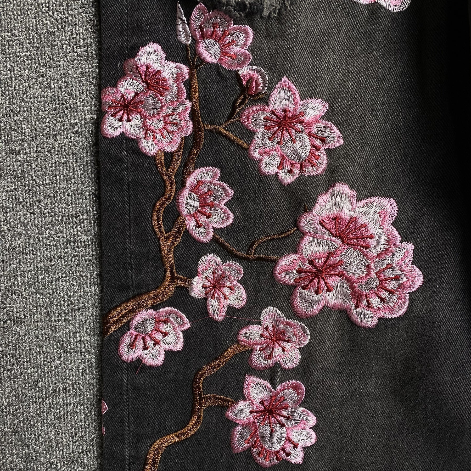 Sakura Unisex Jeans